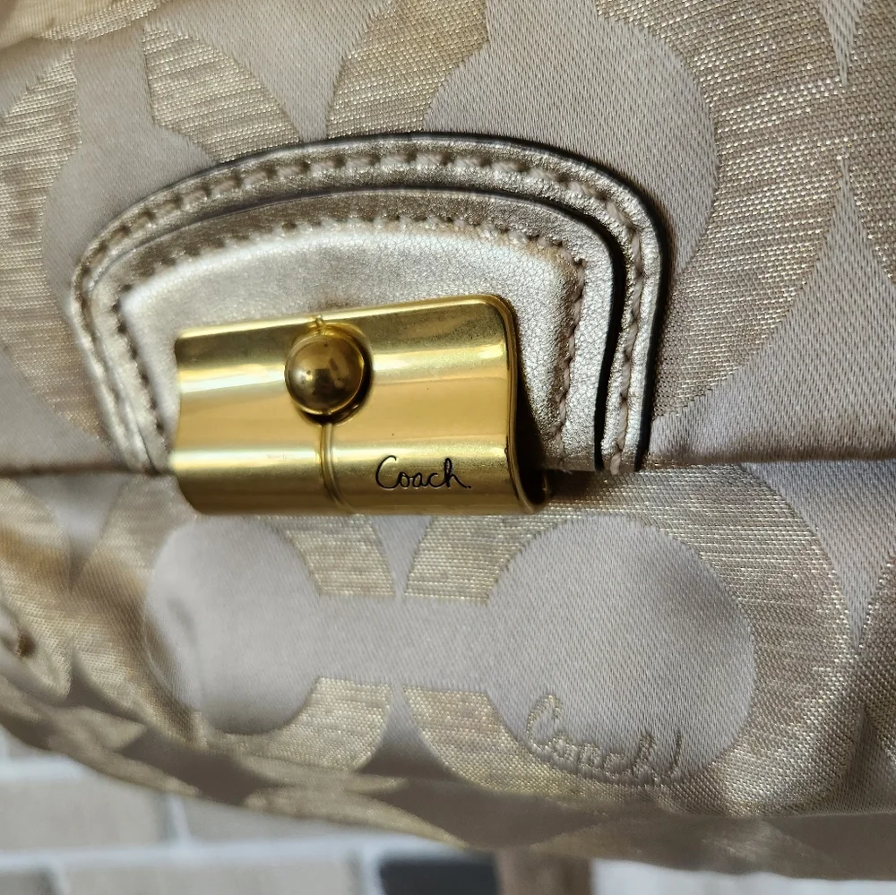 COACH Kristin Hobo Bag Champagne Gold Monogram Y2K Vintage